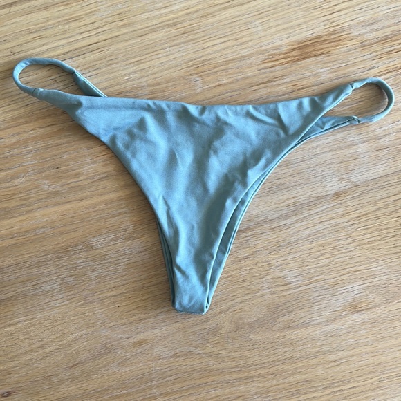 Midori Poipu Kona Bottom - Picture 6 of 7